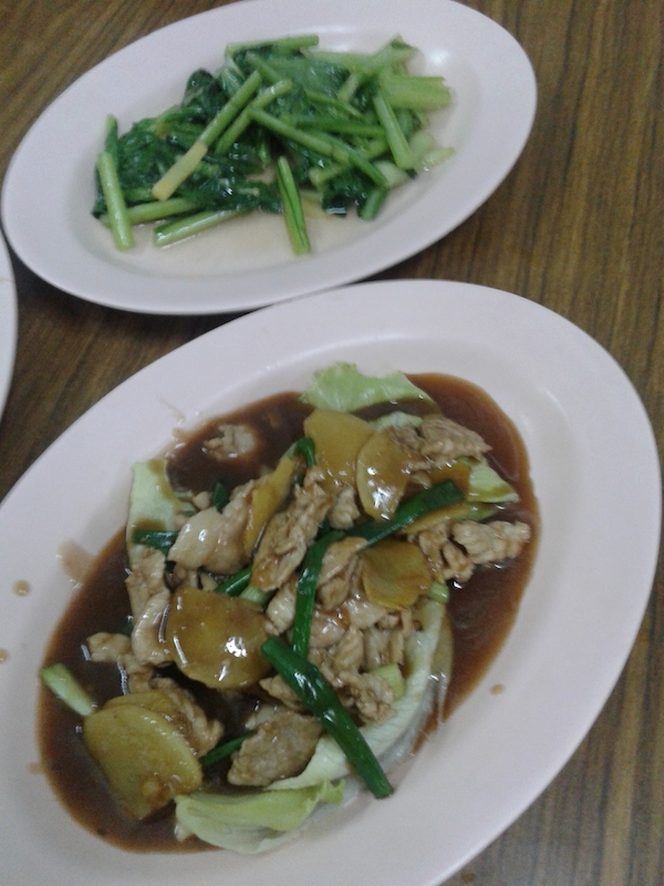 Food at the family-run Loke Tien Yuen Restaurant is really delicious