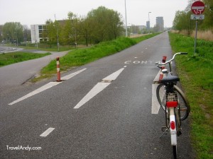 A bicycle highway near Amsterdam