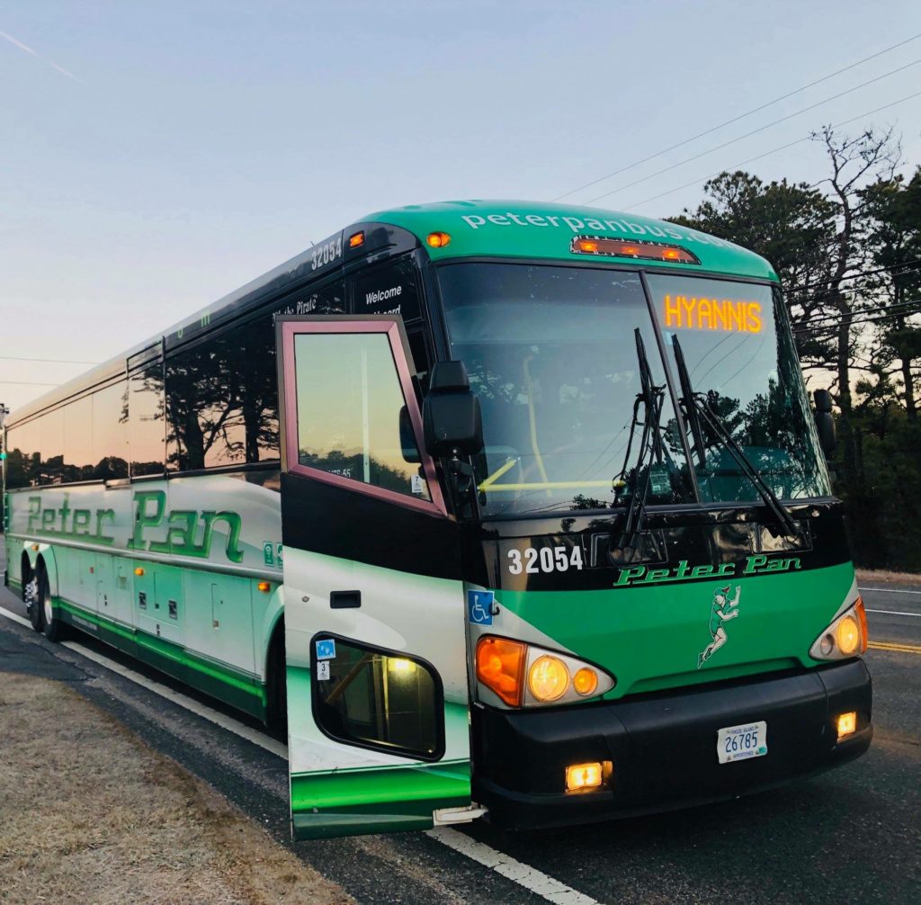 Peter Pan kicks off new bus service for Cape Cod | TravelAndy